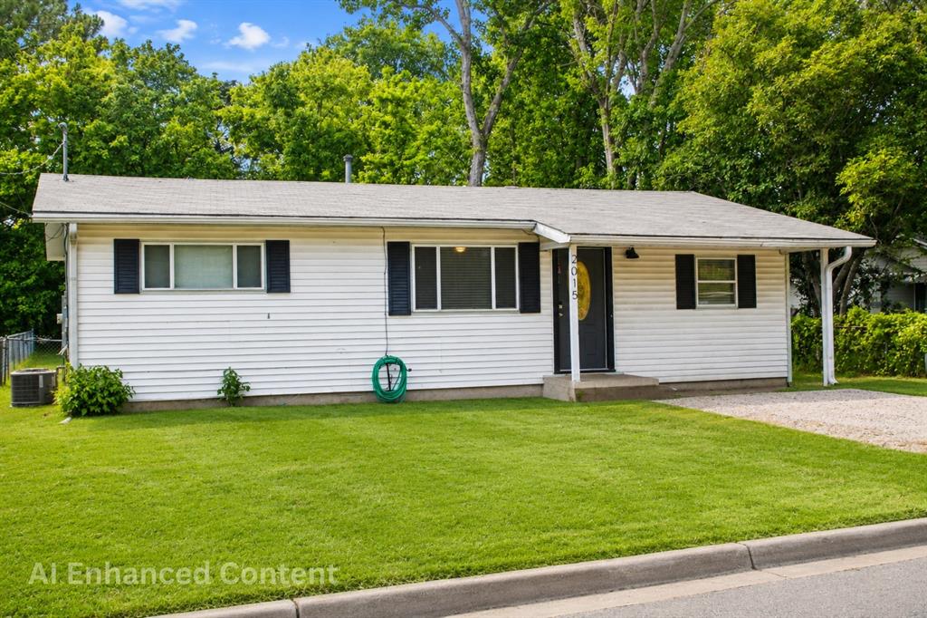 2015 Avon Drive — photo