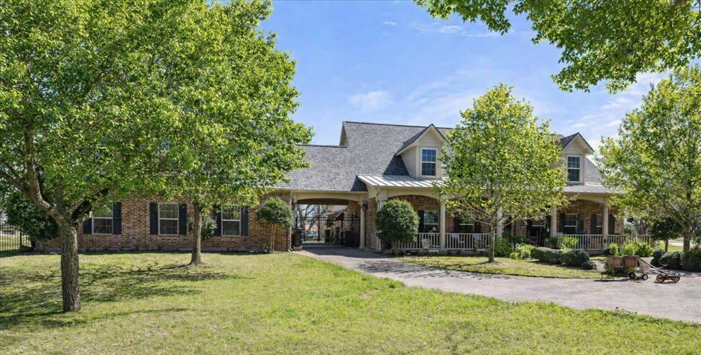 9001 Sawgrass Court — photo