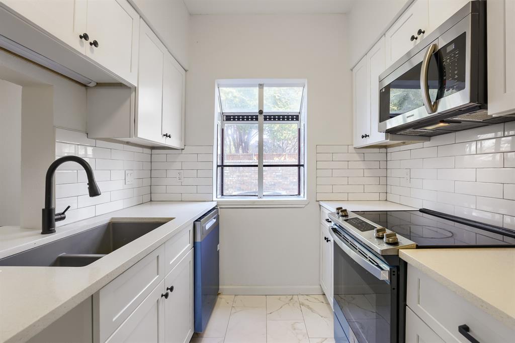 1700 Amelia Court 314 — photo