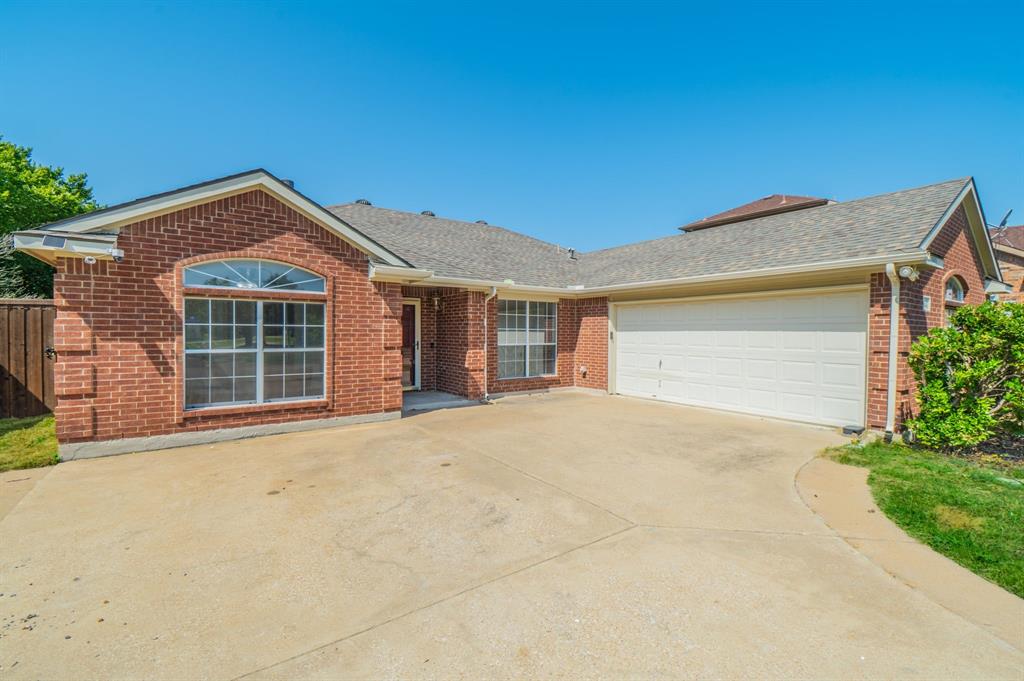 3901 Georgetown Drive — photo