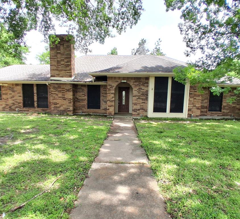 319 Jamie Way — photo