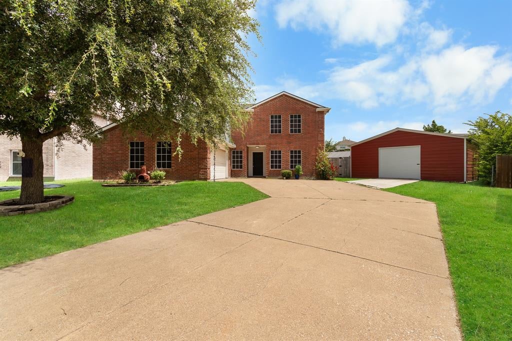 3415 Elmwood Court — photo