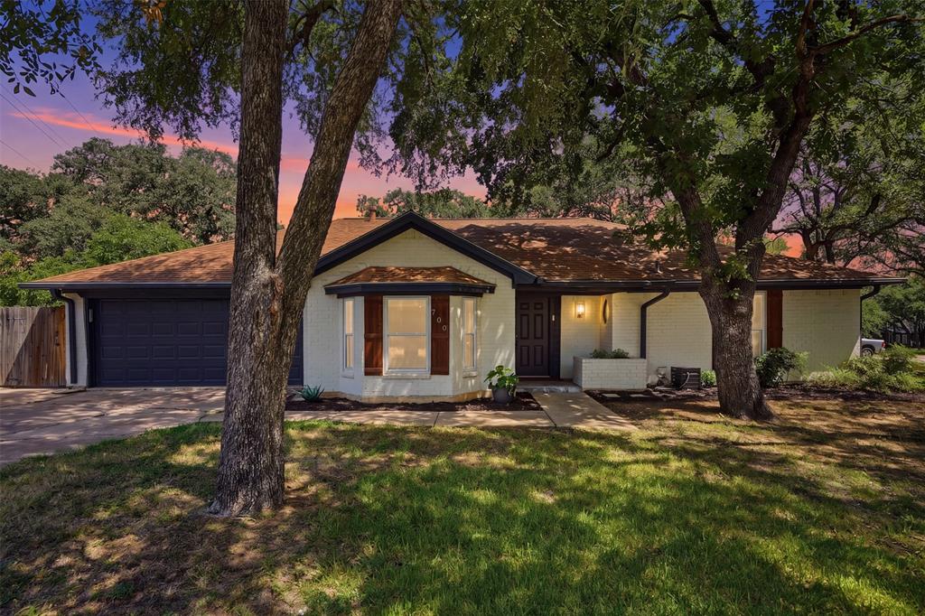 700 Highland Crest Drive — photo