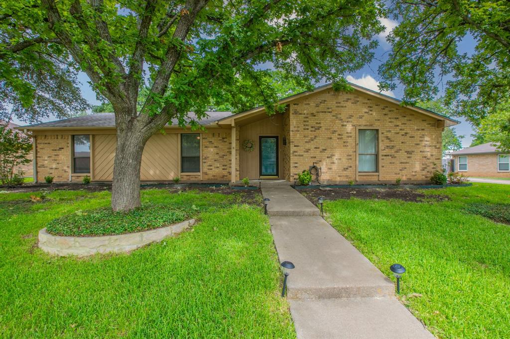 1057 Radisson Drive — photo
