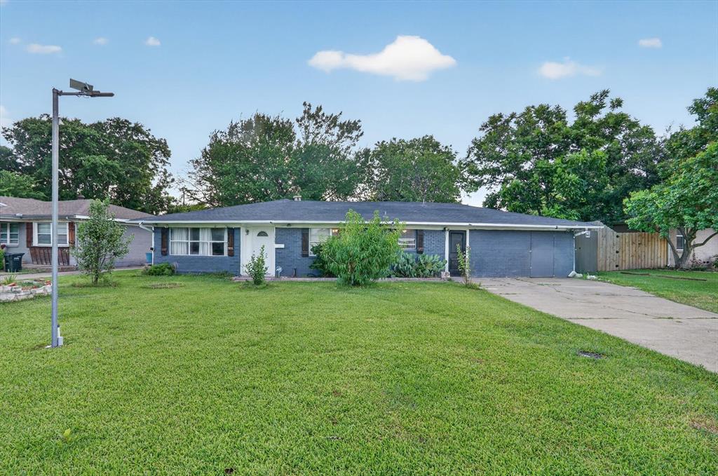 1029 S Bryan Street — photo