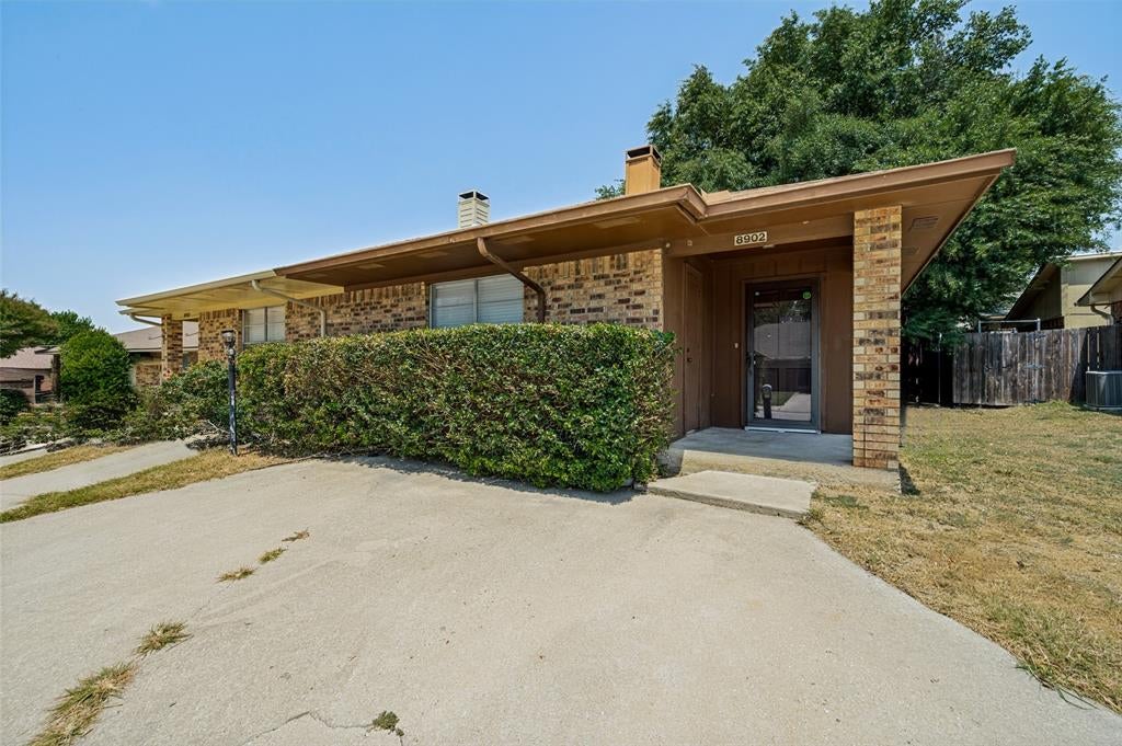 8902 Marilyn Drive — photo