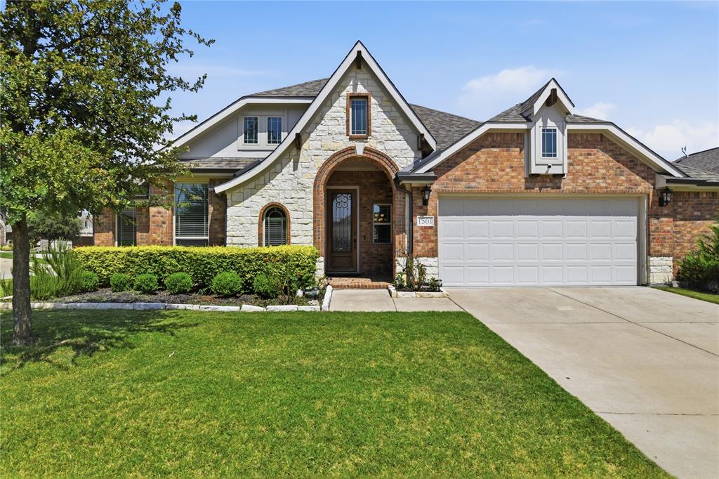 1501 Sherwood Drive — photo