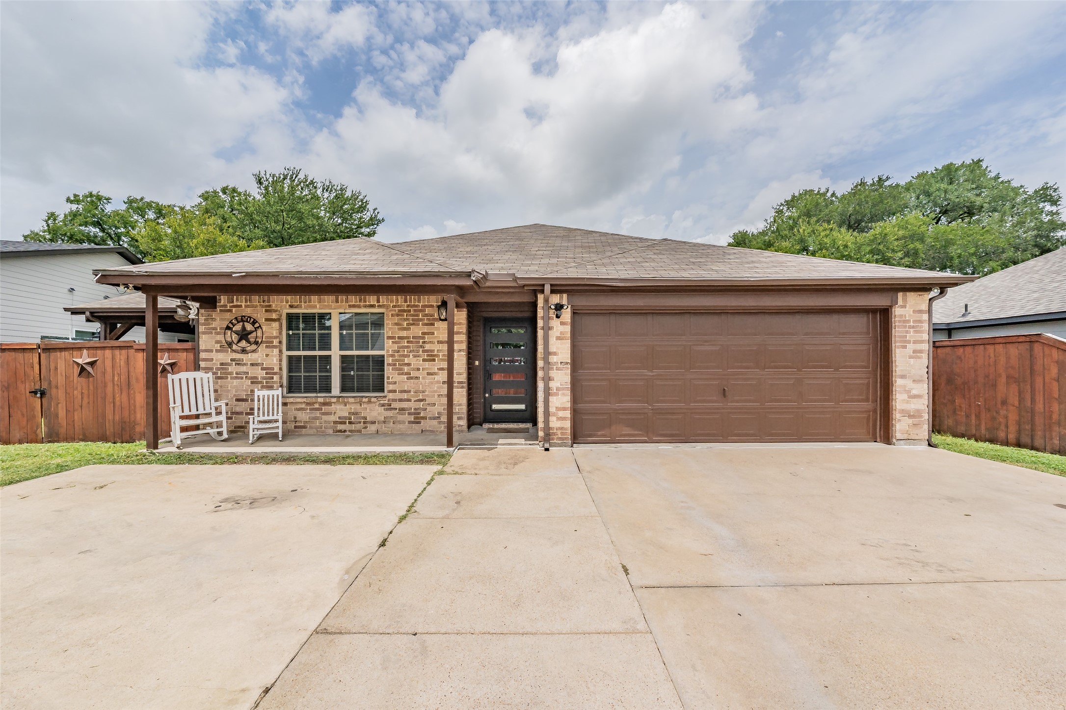 8015 Leigh Ann Drive — photo
