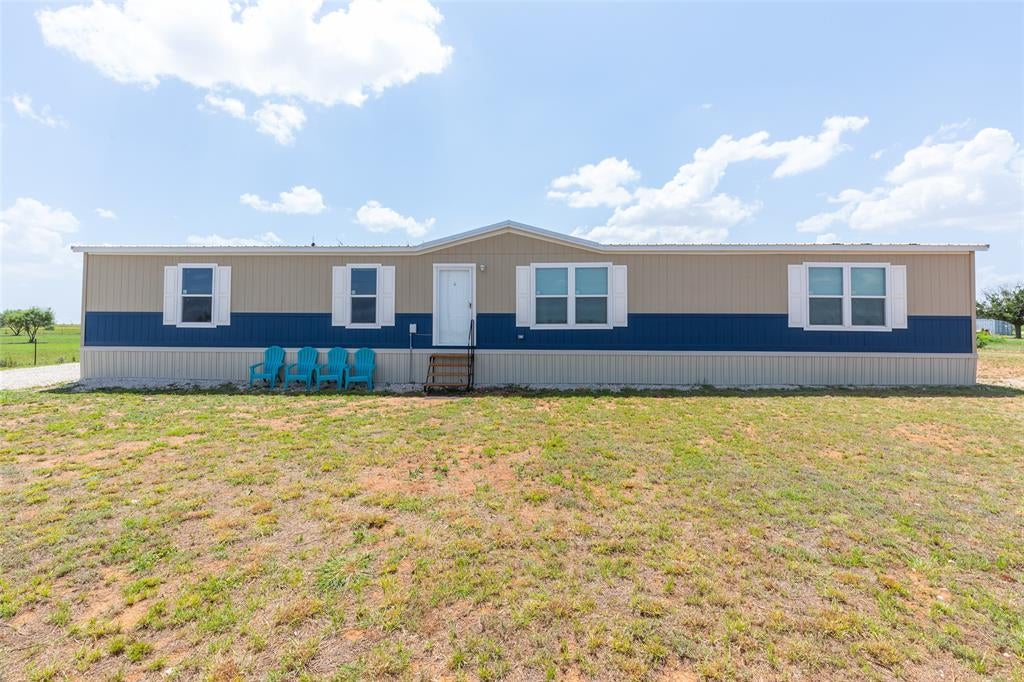 8077 Private Road 4143 — photo