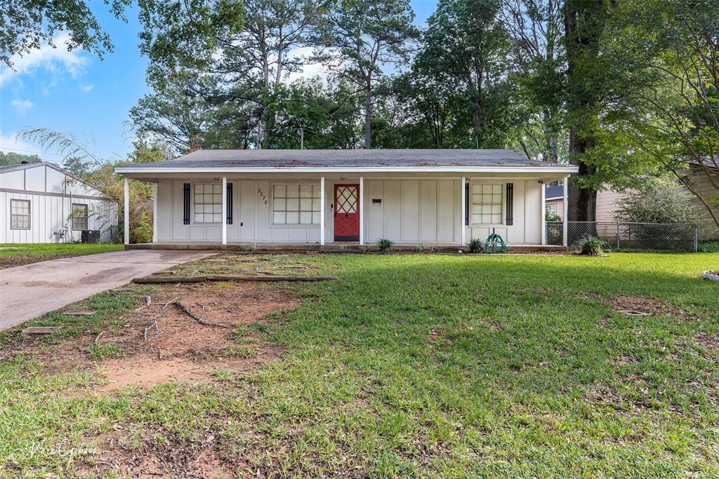 2578 Crape Myrtle Street — photo