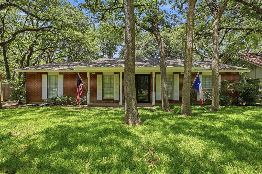 3702 Hastings Drive — photo