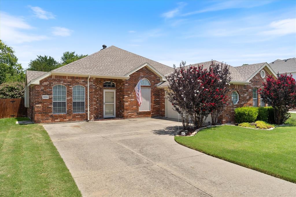 5815 Teal Court — photo
