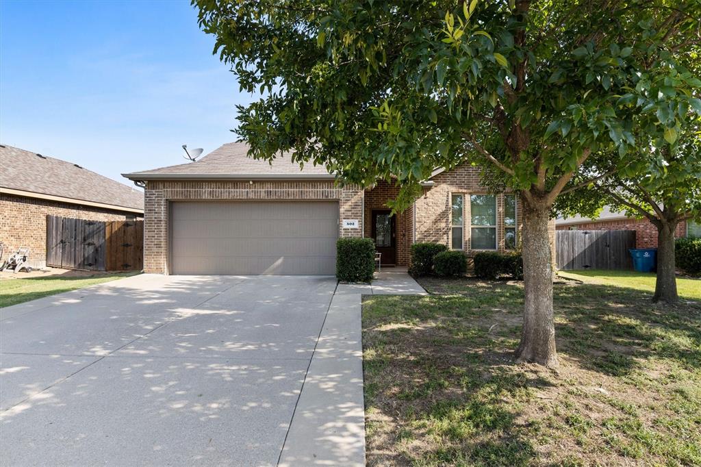 502 Fountain View Lane — photo