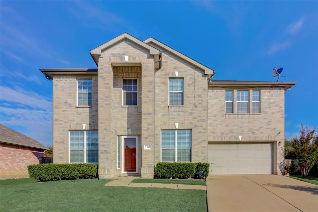 2317 Hillgrove Court — photo