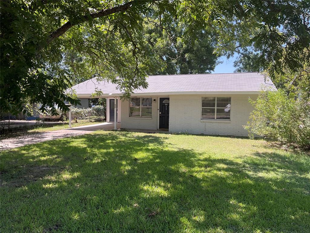820 Coleman Street — photo