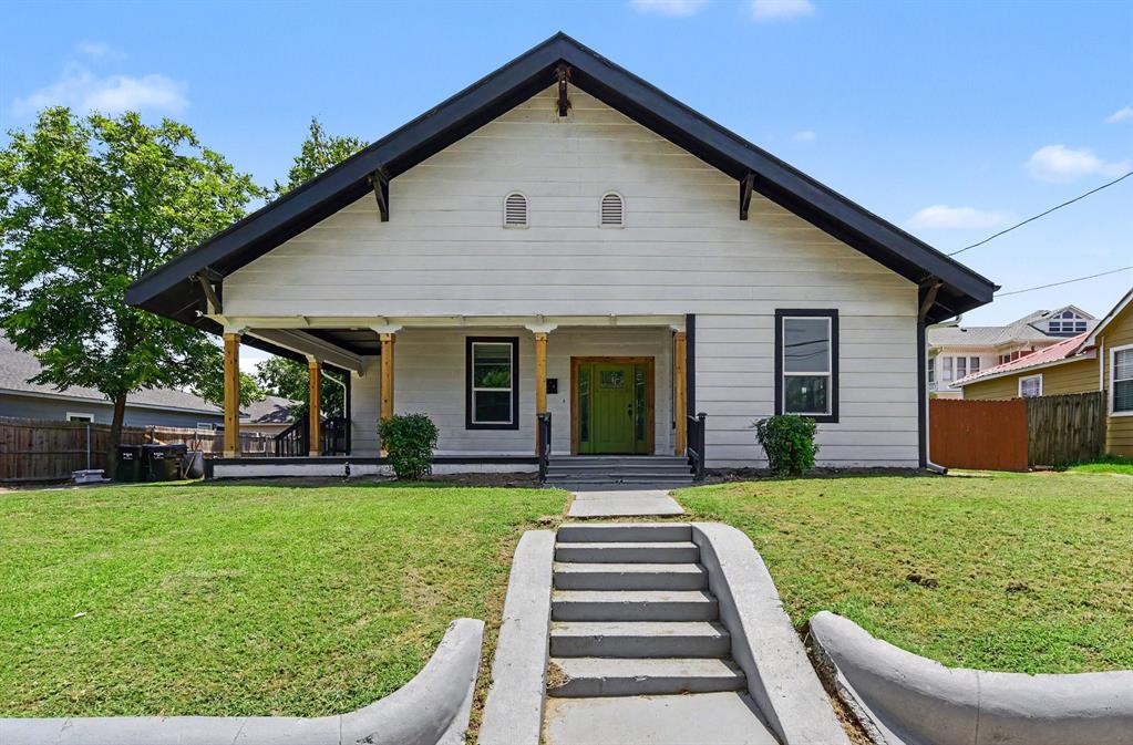 2611 Bourland Street — photo