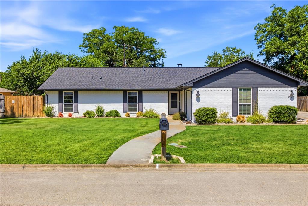 209 Diane Drive — photo