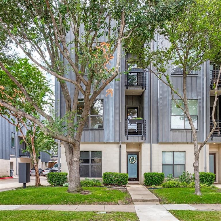 1916 Hope Way — photo