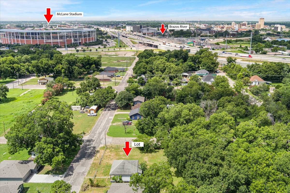 1002 E Calhoun Avenue, Waco, TX 76704 — photo 2