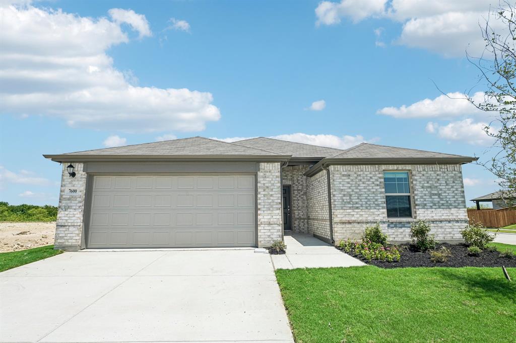 7600 Sapwood Drive — photo