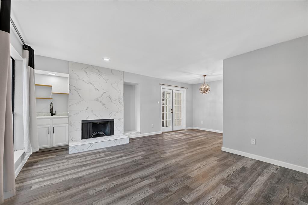 6646 E Lovers Lane 911 — photo