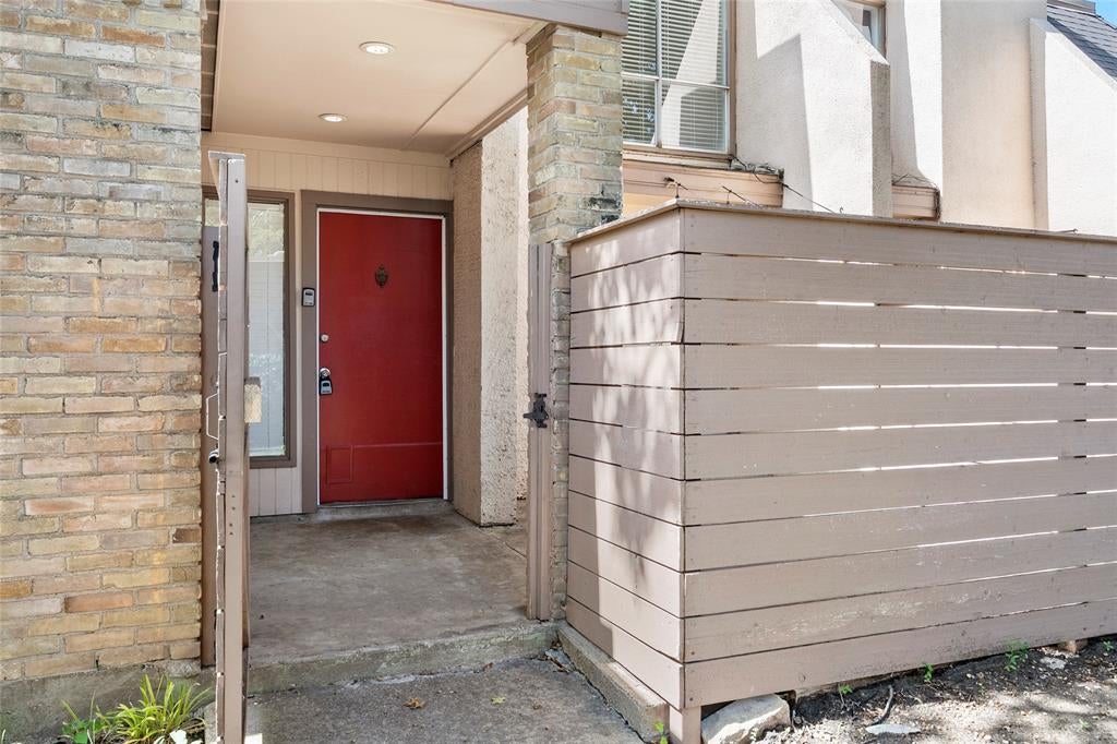 3045 Park Lane 1053 — photo