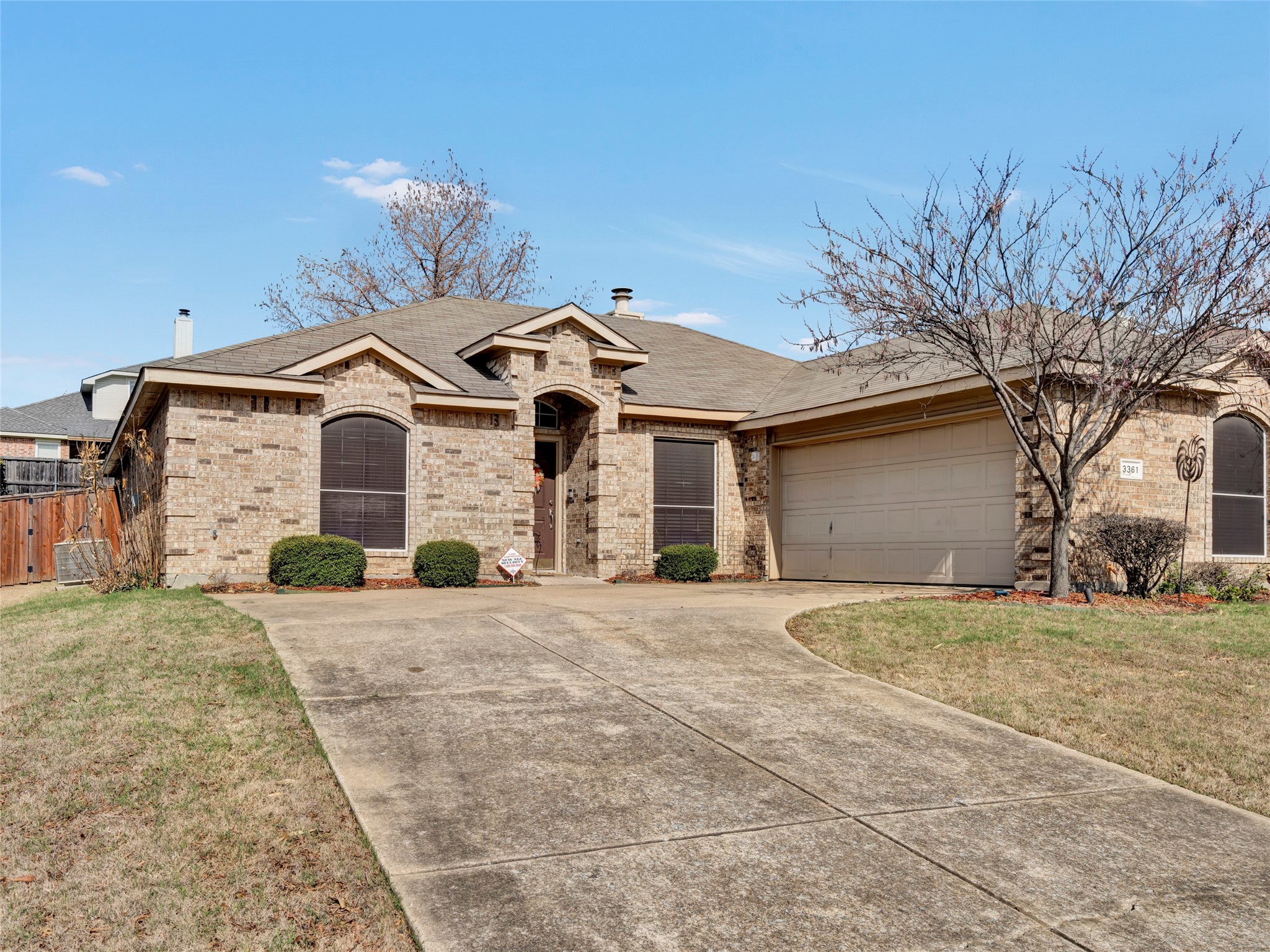 3361 Leigh Court — photo