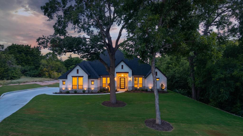 7631 Woodstream Road — photo
