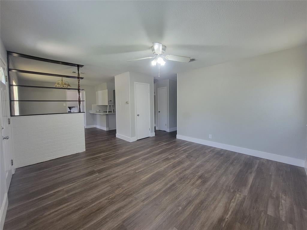 829 E Mustang Street — photo