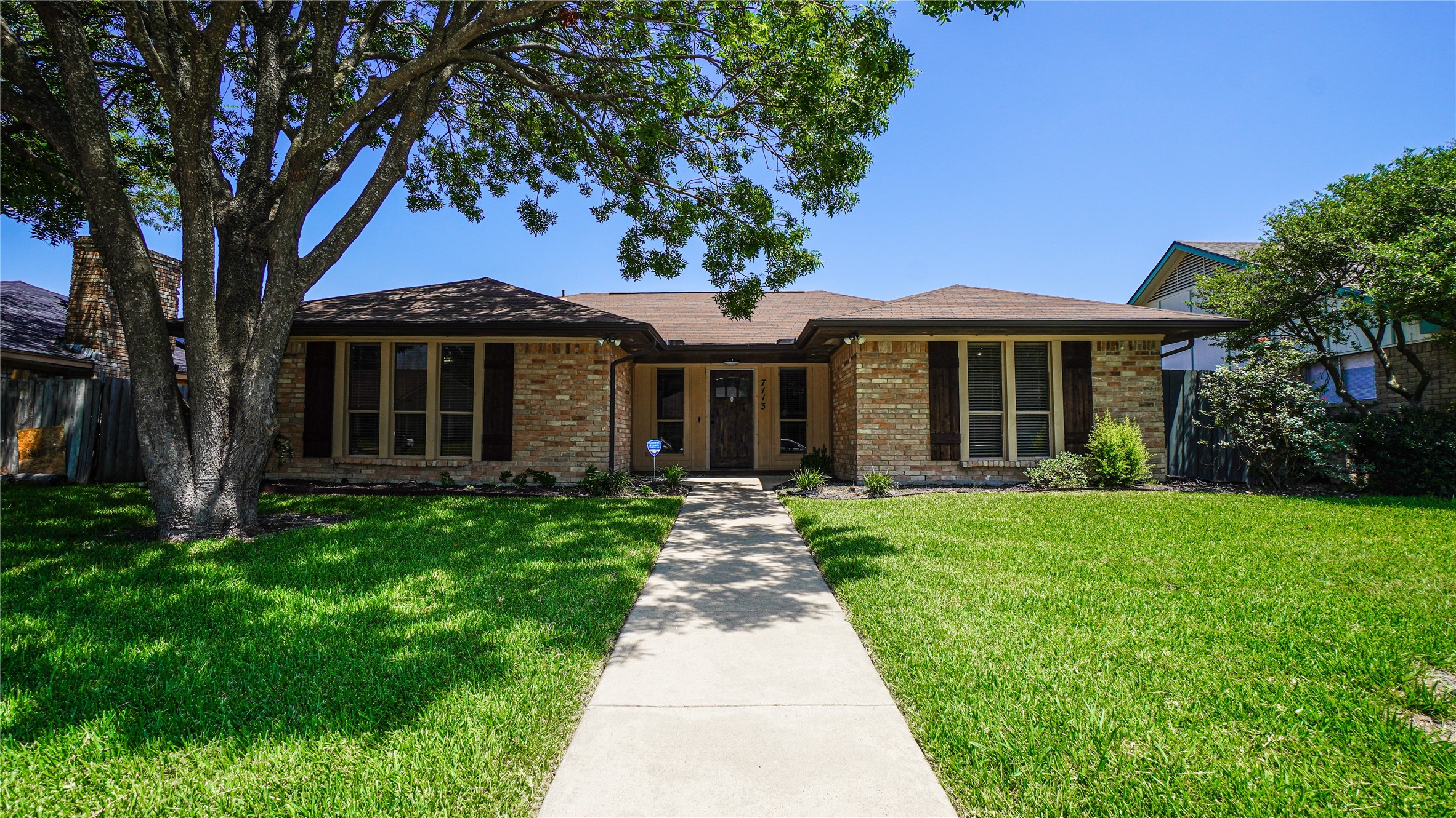 7113 Ridgeview Drive — photo