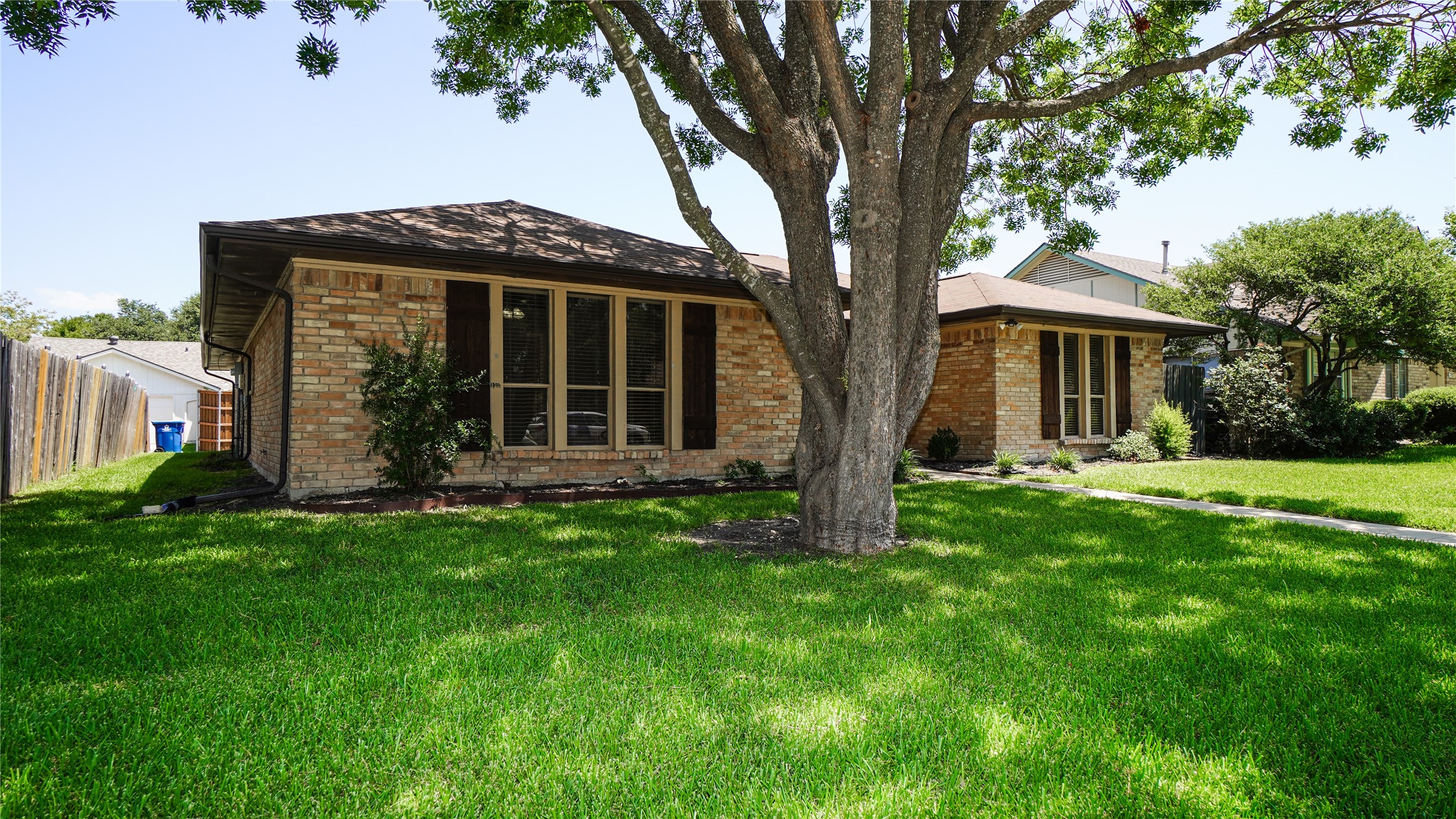 7113 Ridgeview Drive, Rowlett, TX 75089 — photo 2