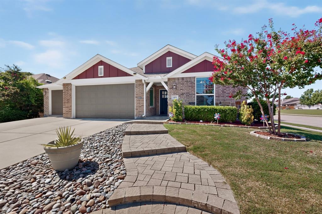 1021 Acacia Drive — photo