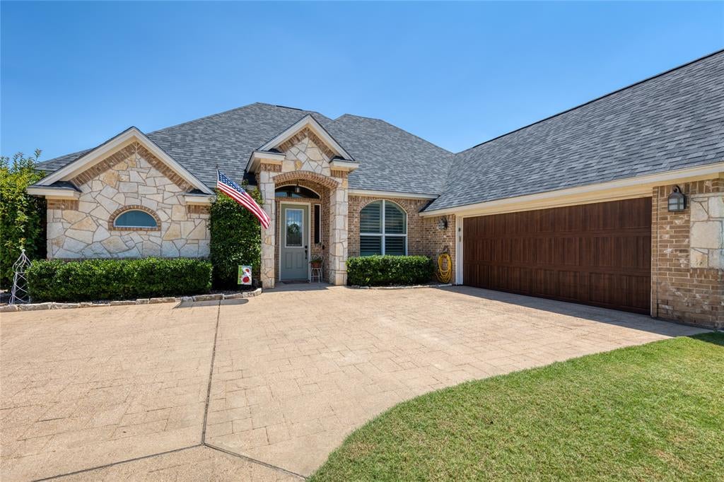 2821 Willow Ridge Circle — photo