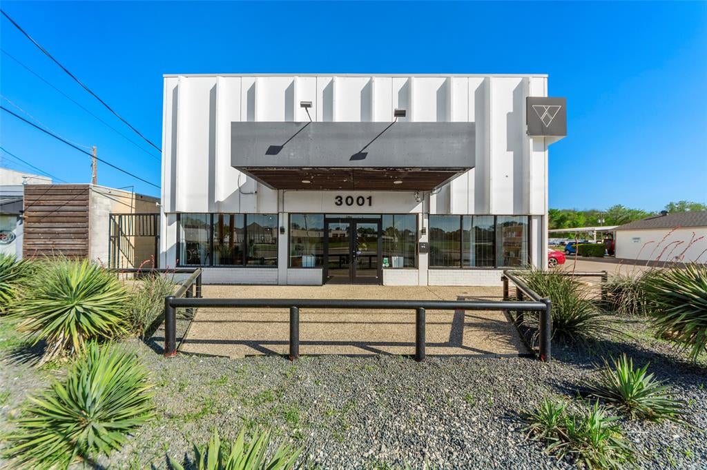3001 Cooper — photo
