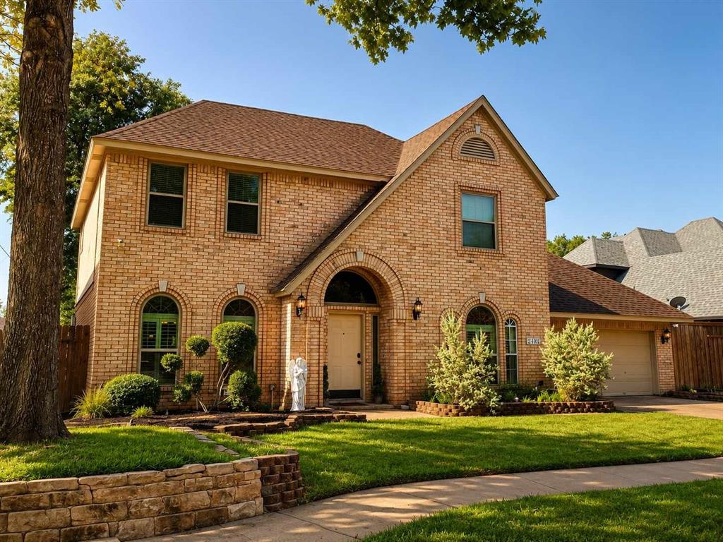 2902 Redstone Drive — photo