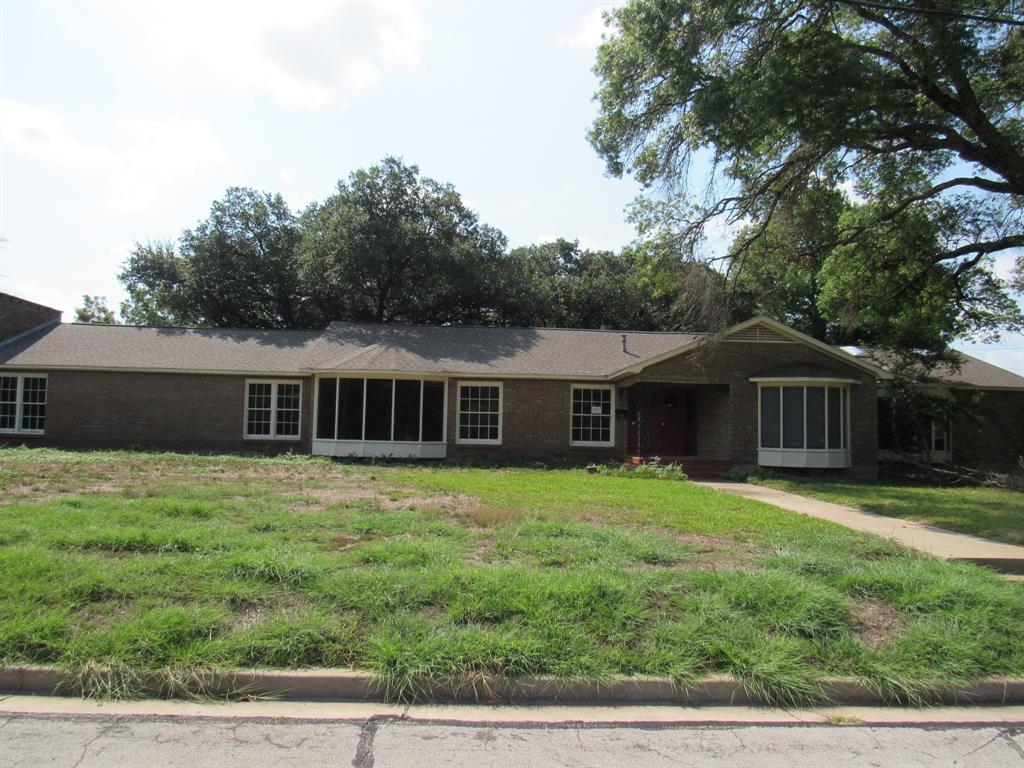 3300 Oakridge Lane — photo
