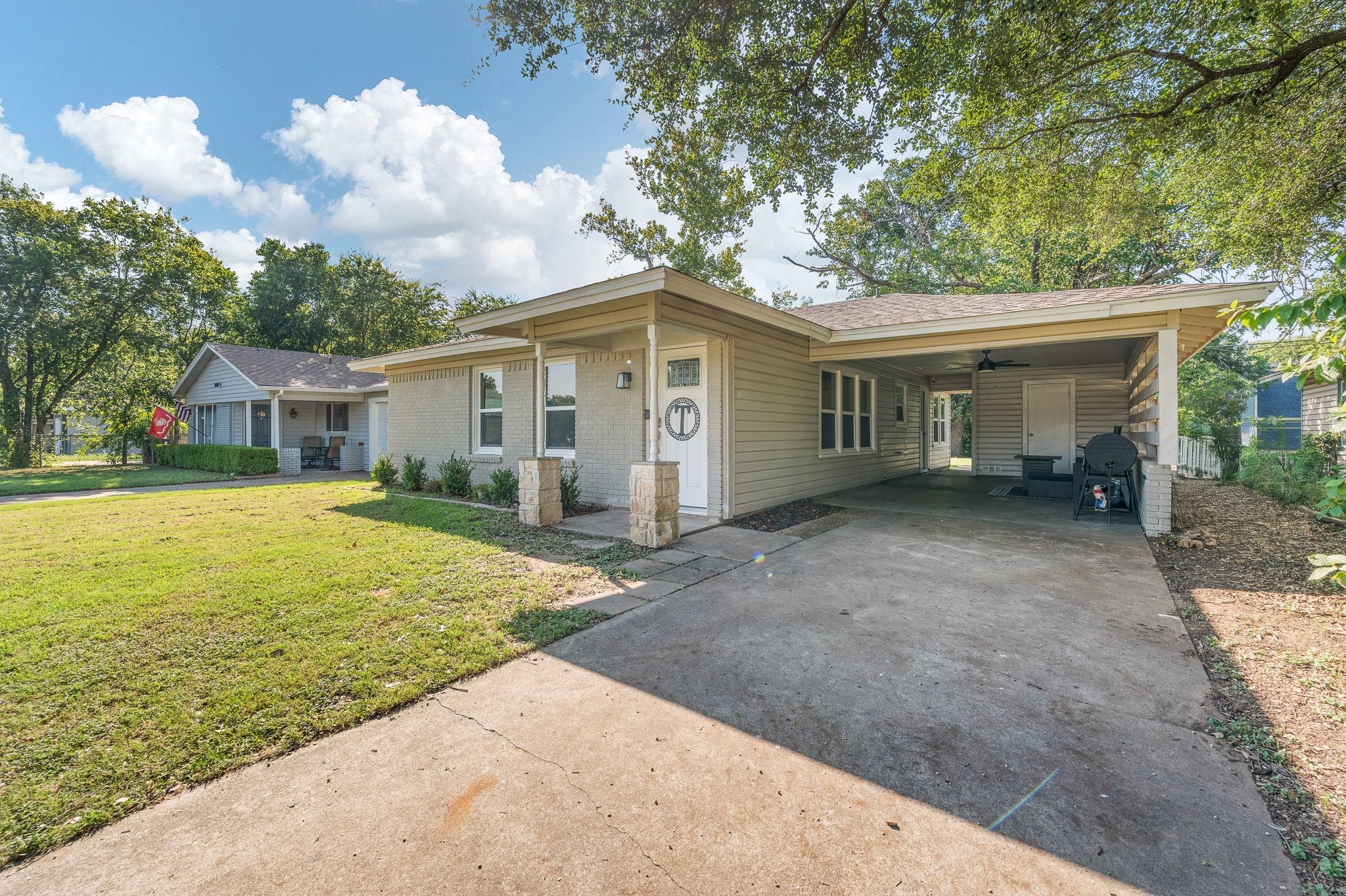 809 Phillips Street, Cleburne, TX 76033 — photo 3