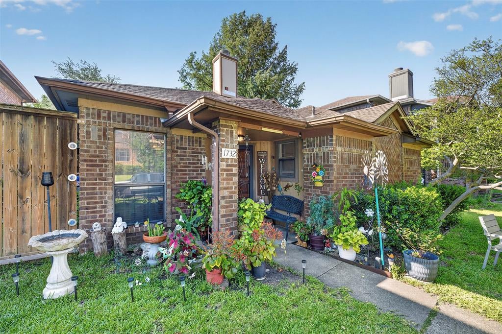 1732 Alameda Drive — photo