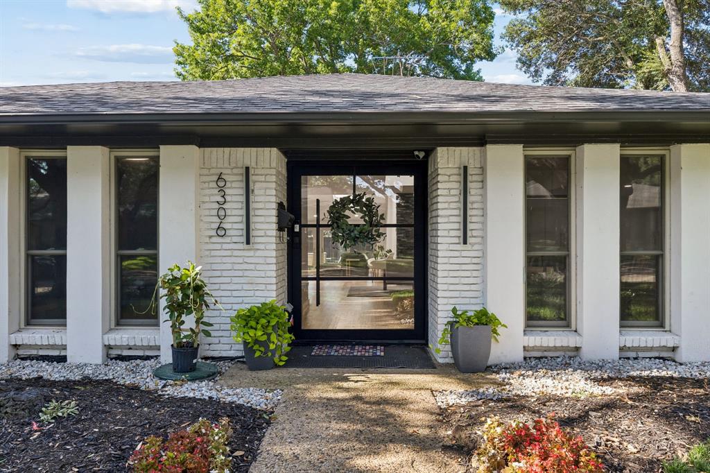 6306 Glennox Lane — photo
