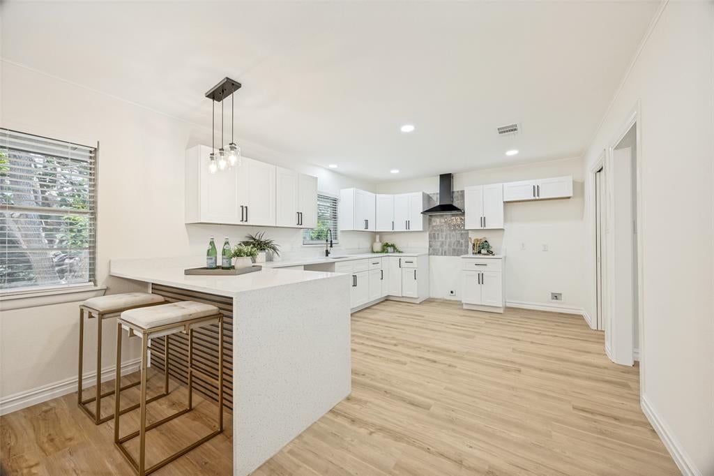 122 Mercer Drive — photo