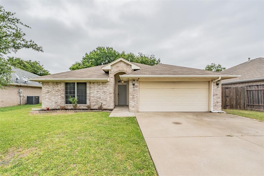 137 Roberts Drive — photo