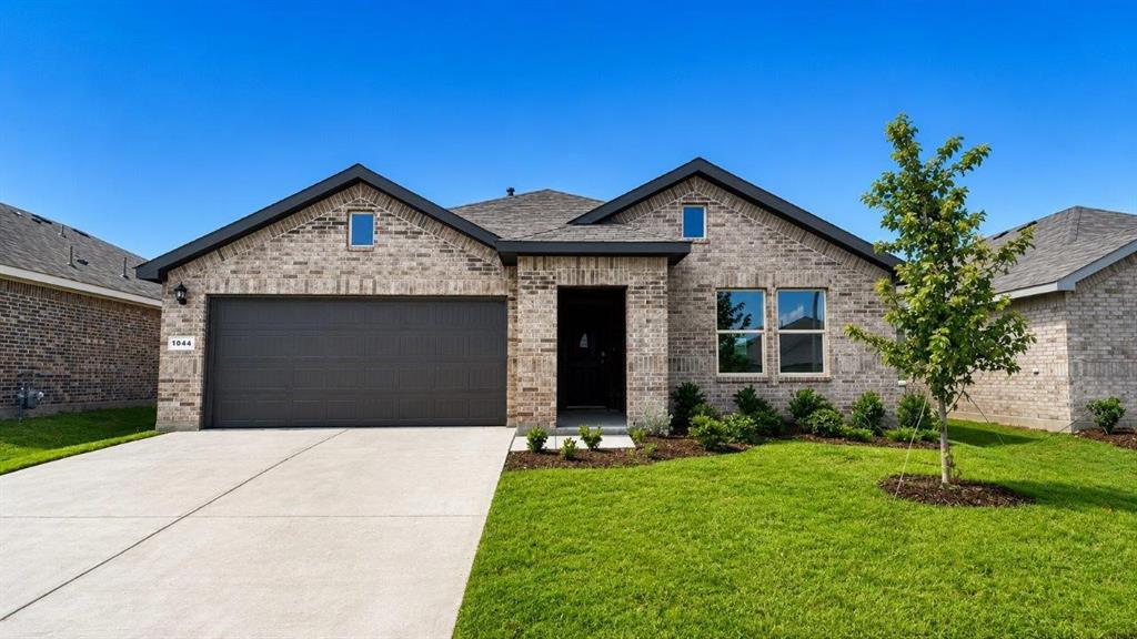 1044 Foxburg Drive — photo