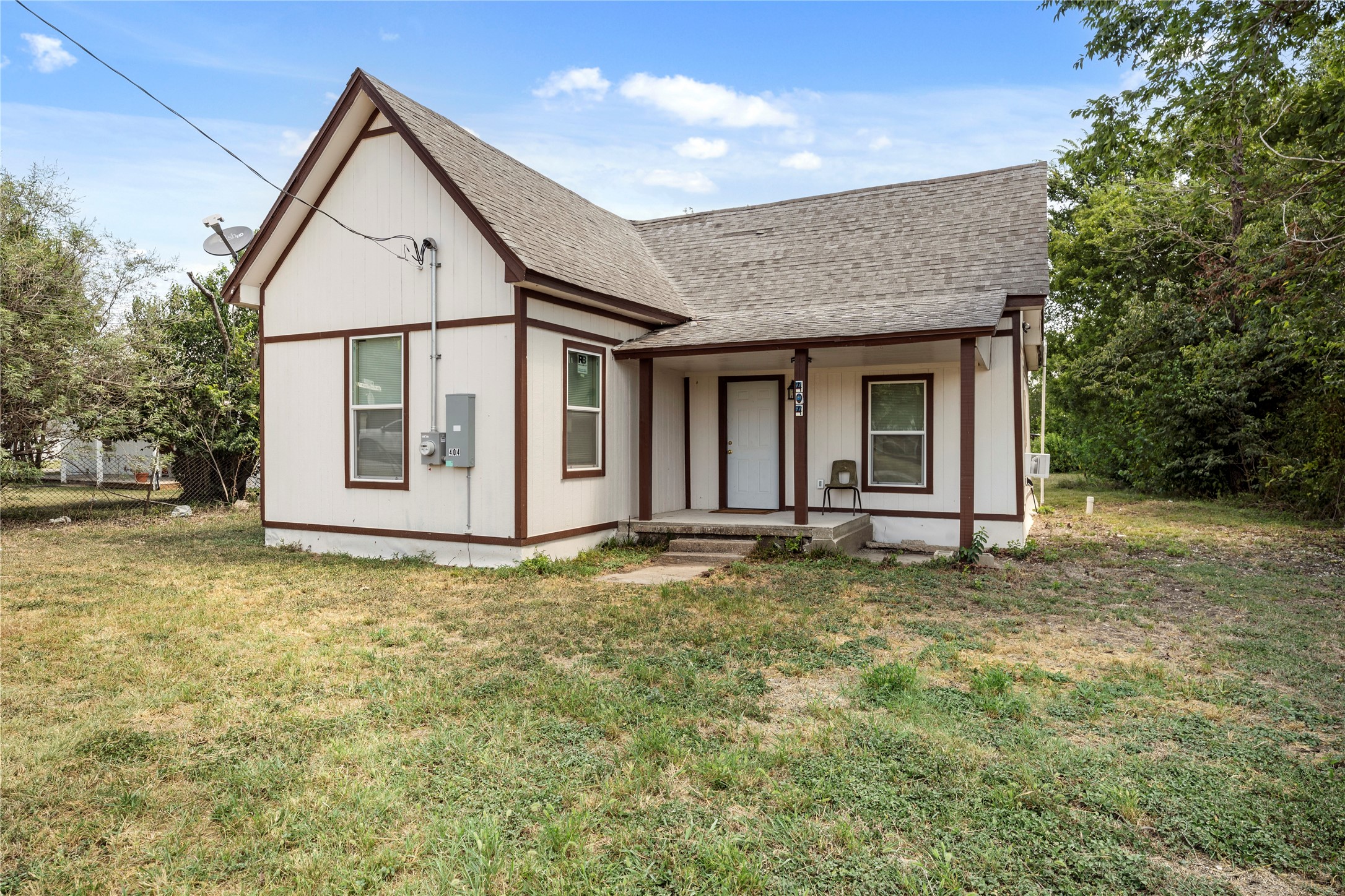 404 Eagle Drive, Eddy, TX 76524 — photo 2