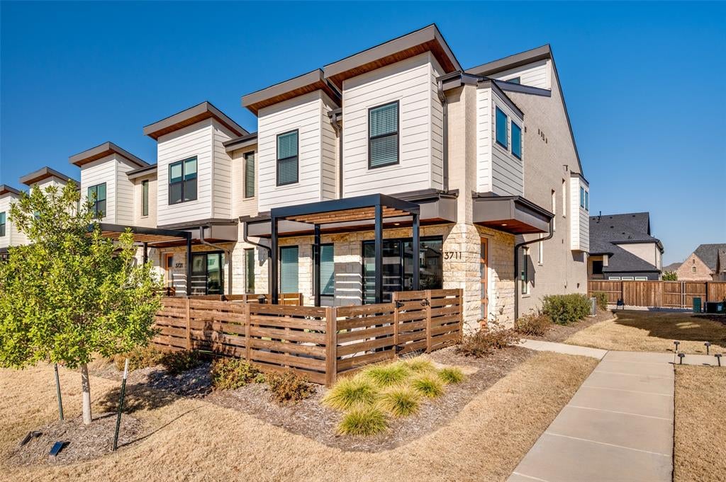 3711 Rosemont Drive — photo