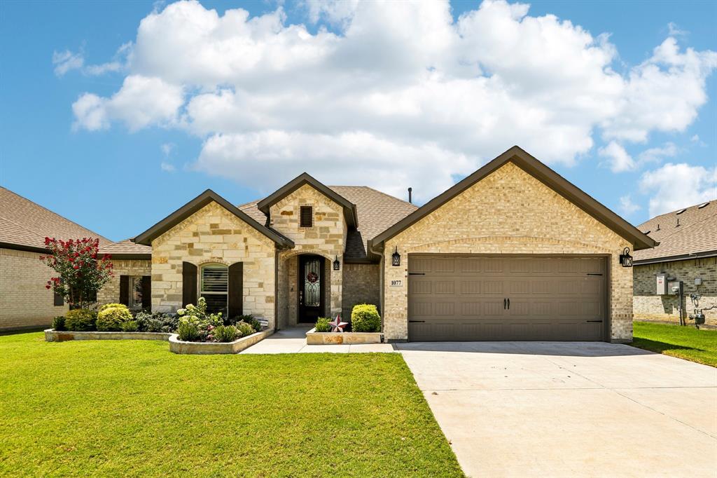 1077 Fleetwood Drive — photo