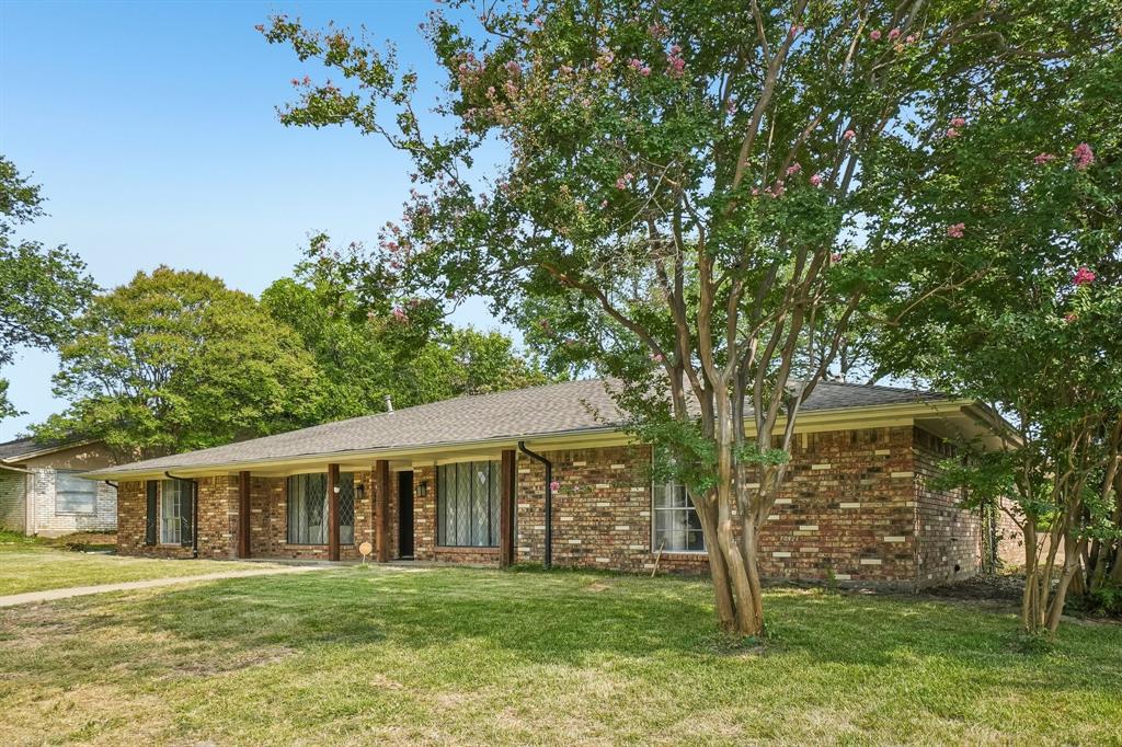 2305 Merrimac Drive — photo