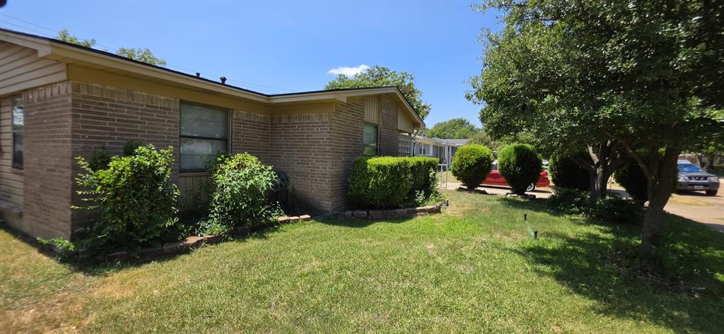 4302 Longleaf Drive — photo