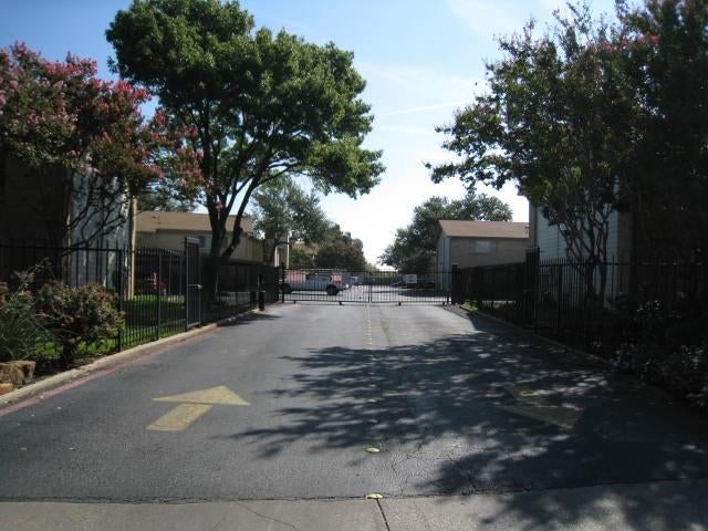 10650 Steppington Drive 116 — photo