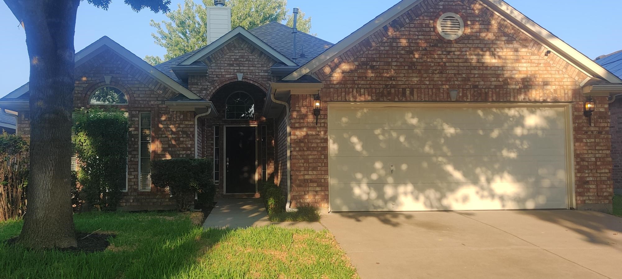 204 Bayfield Drive — photo