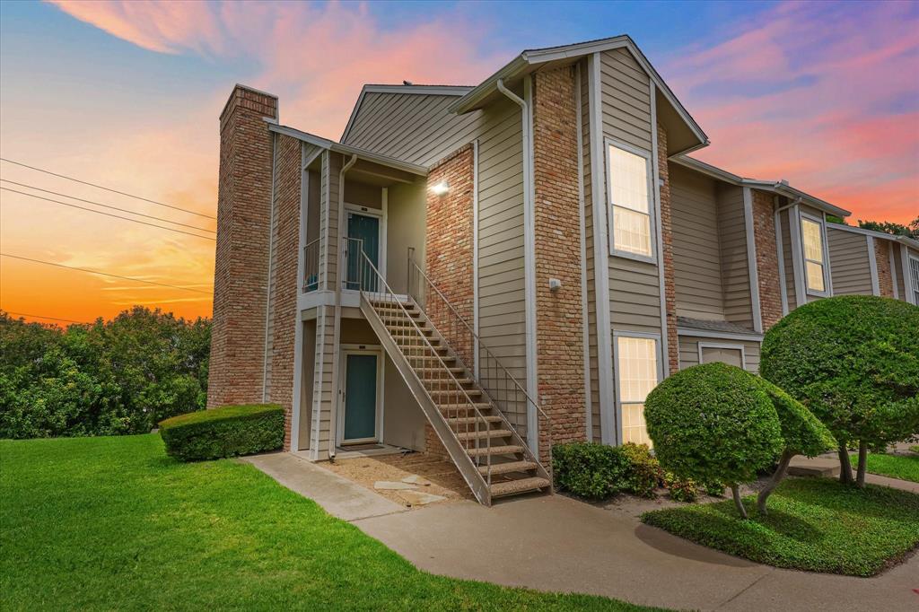 8600 Coppertowne Lane 501 — photo